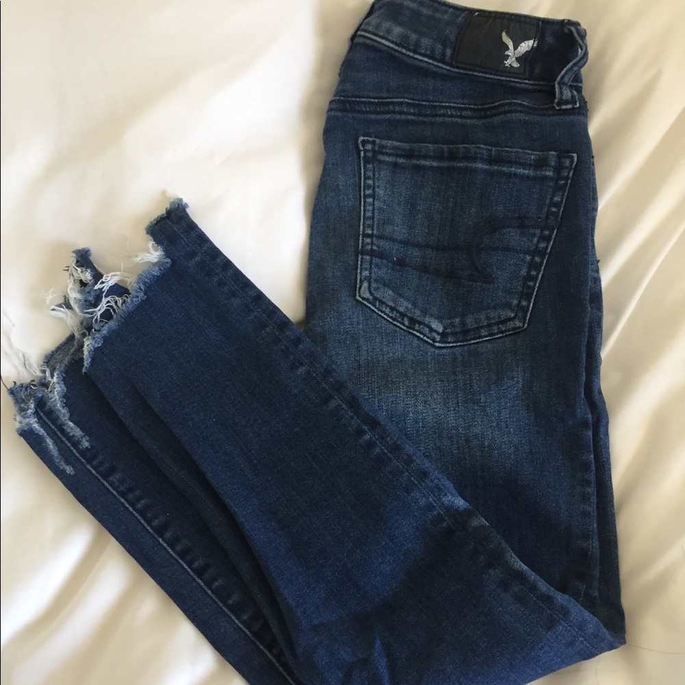 American Eagle distressed jeans